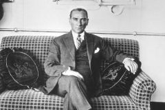 Mustafa-Kemal-Ataturk-Fotograflari205-berinergin.com