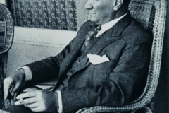 Mustafa-Kemal-Ataturk-Fotograflari27-berinergin.com